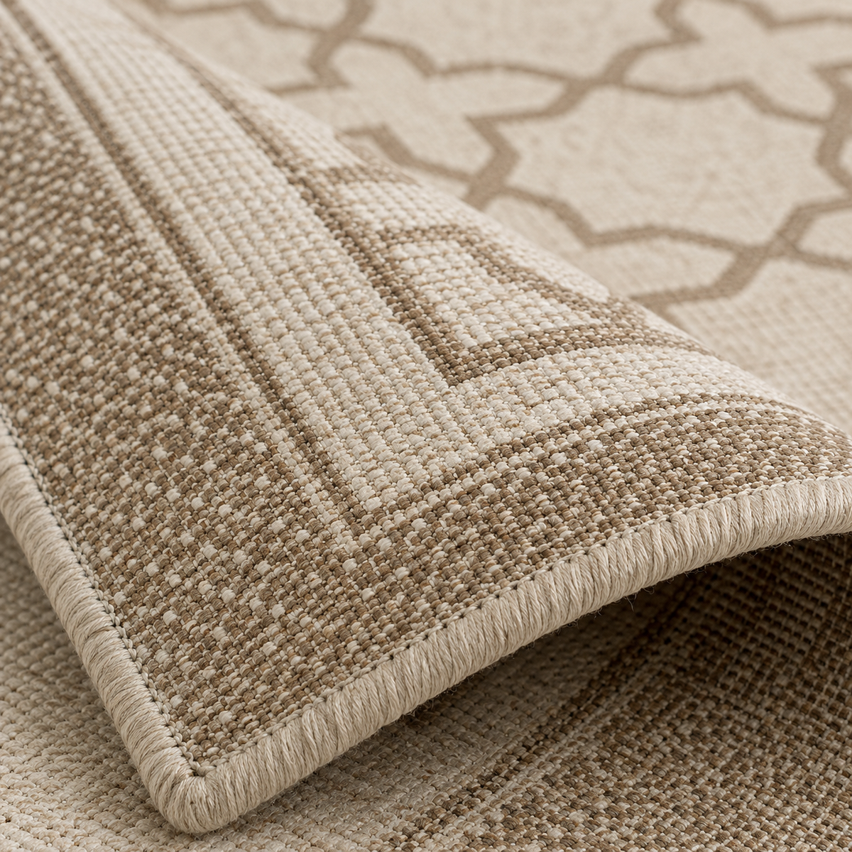 Tapis rectangulaire Maélio – style élégant – motifs géométriques beige et taupe