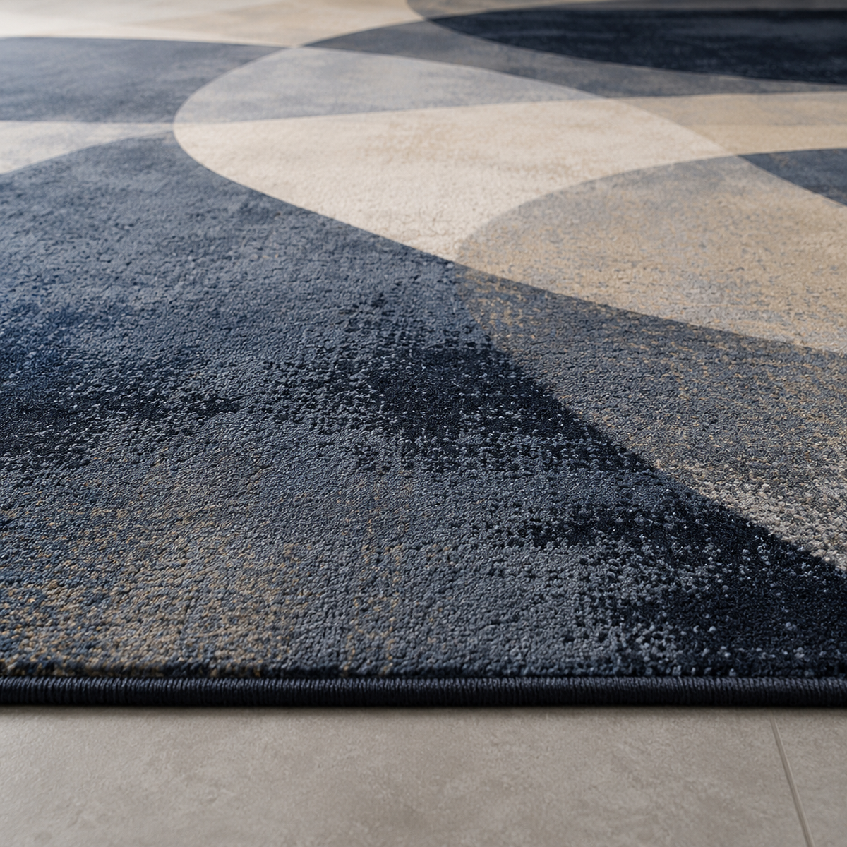 Tapis rectangulaire Éloria – style moderne – motifs abstraits gris, crème et bleu profond